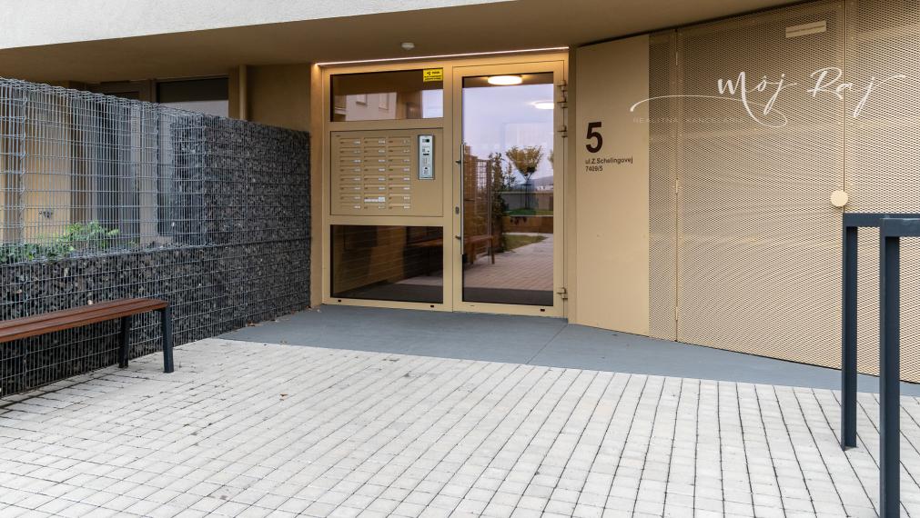 ✨ 2-IZB. BYT S LODŽIOU, GAR. STÁTÍM V REZIDENCII BORY NOVÝ DVOR ✨