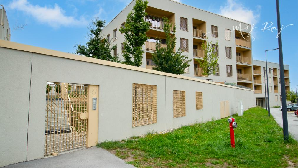 ✨ 2-IZB. BYT S LODŽIOU, GAR. STÁTÍM V REZIDENCII BORY NOVÝ DVOR ✨