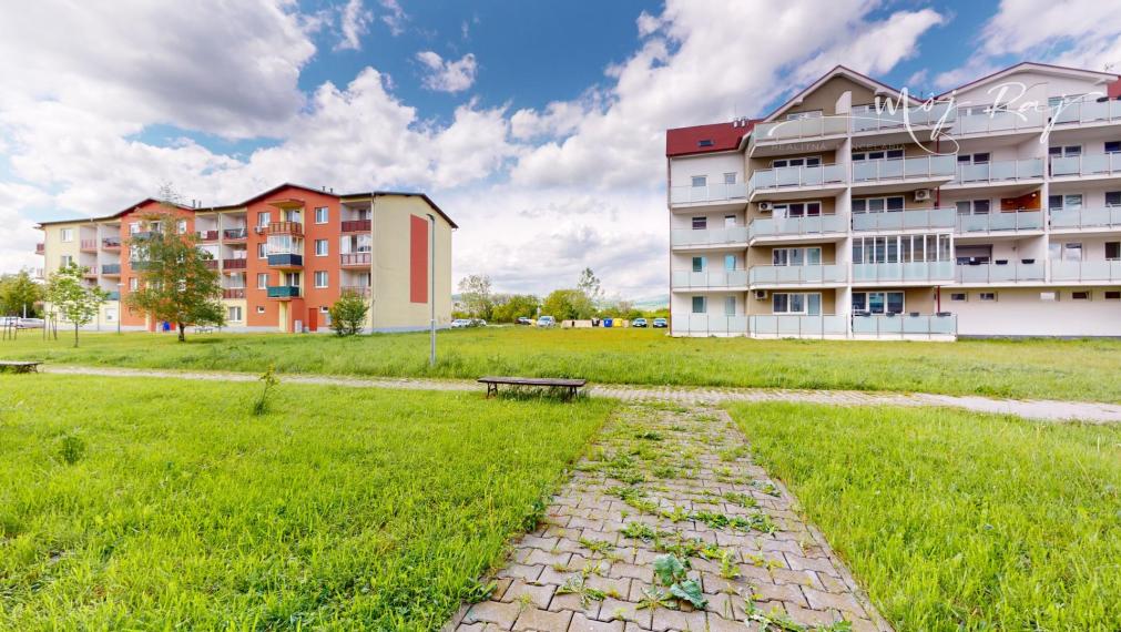 🏡 Priestranná garsónka s vlastným vchodom 🏡