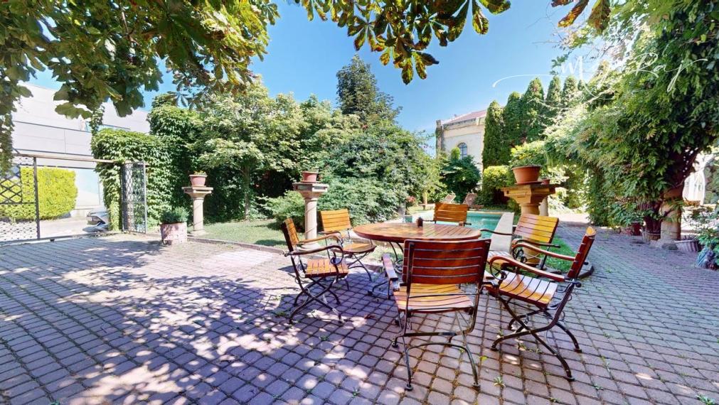 🏨 Na predaj: Reštaurácia, bowling & eventová oáza v srdci Komárna