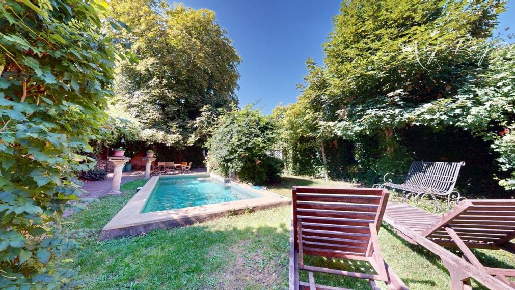 🏨 Na predaj: Reštaurácia, bowling & eventová oáza v srdci Komárna