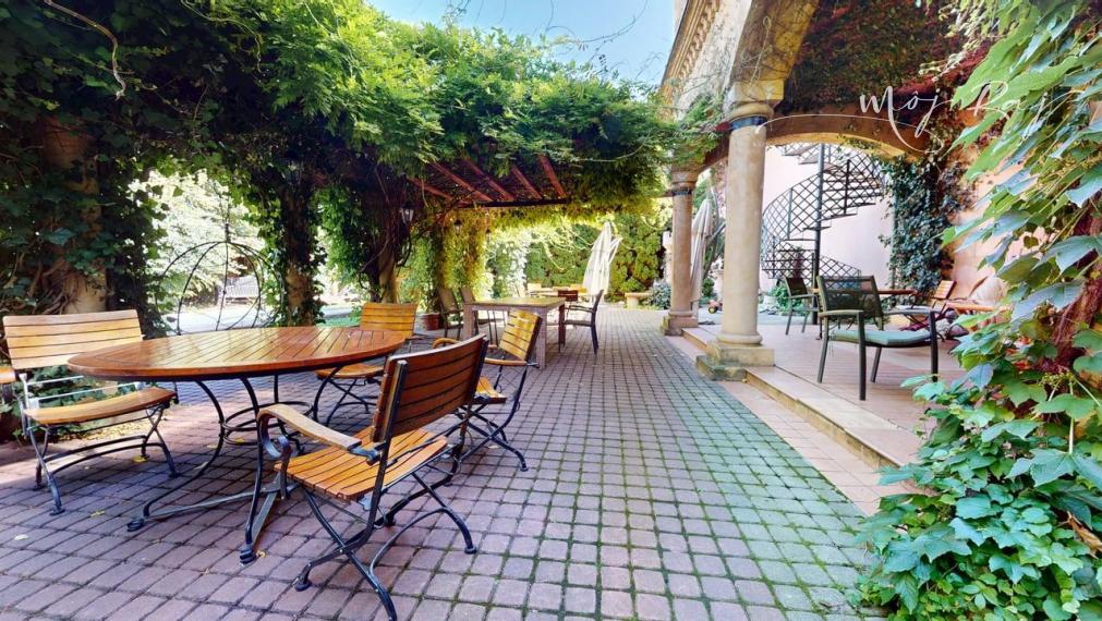 🏨 Na predaj: Reštaurácia, bowling & eventová oáza v srdci Komárna