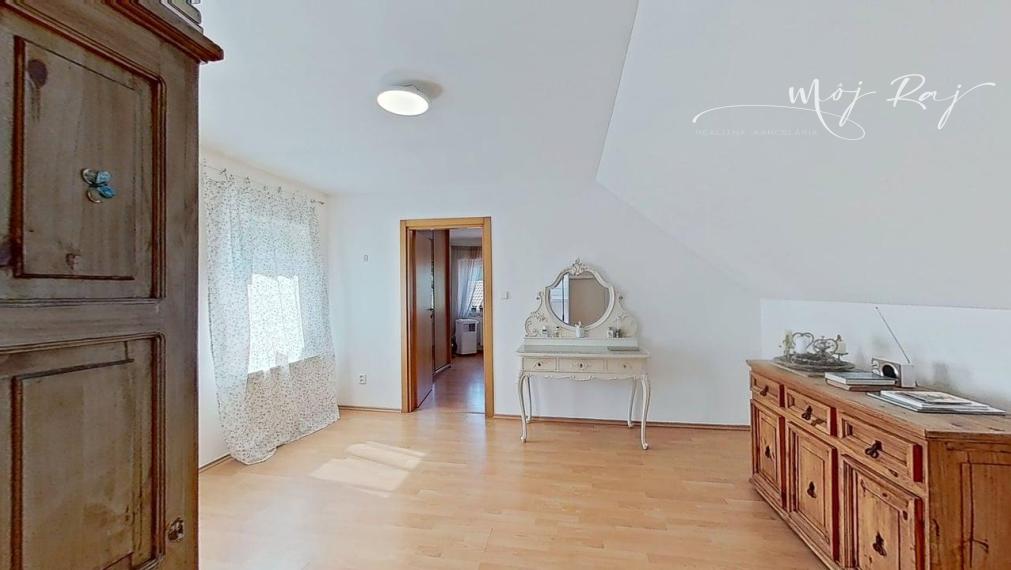 🏡 Na predaj rodinný dom v centre Šenkvíc