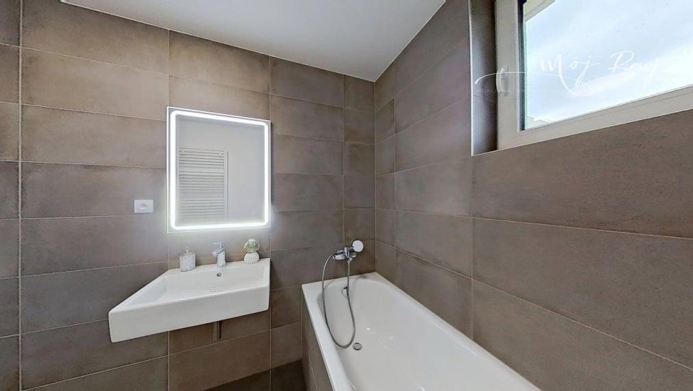 REZERVOVANÉ-✨ Štýlový 2-izbový byt so záhradou v top lokalite Bory Nový Dvor!