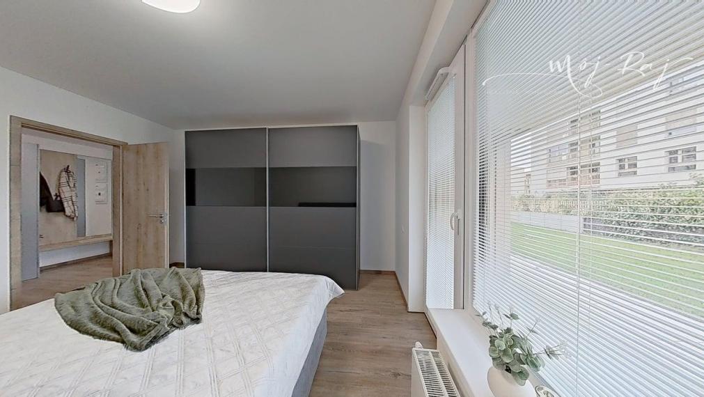 REZERVOVANÉ-✨ Štýlový 2-izbový byt so záhradou v top lokalite Bory Nový Dvor!