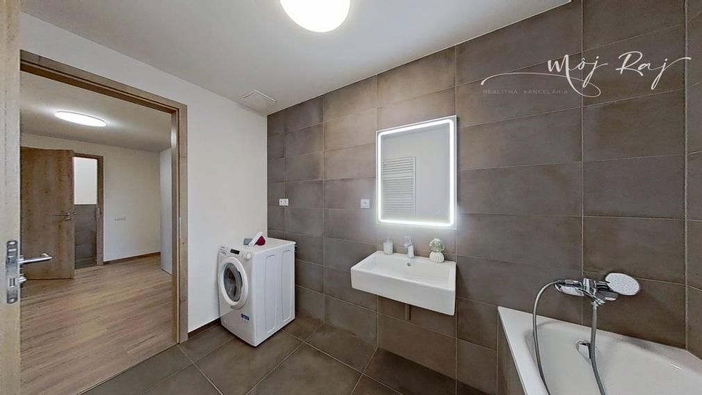 REZERVOVANÉ-✨ Štýlový 2-izbový byt so záhradou v top lokalite Bory Nový Dvor!