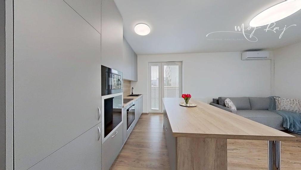 REZERVOVANÉ-✨ Štýlový 2-izbový byt so záhradou v top lokalite Bory Nový Dvor!