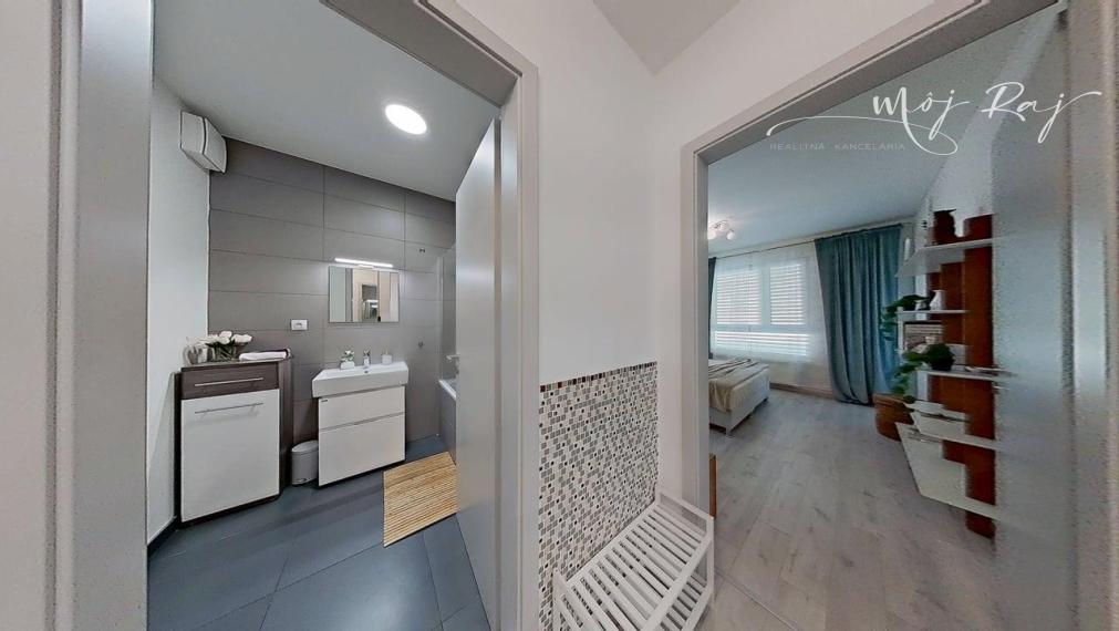 REZERVOVANÉ -✨ 2-IZB. BYT S LODŽIOU, V REZIDENCII BORY NOVÝ DVOR ✨