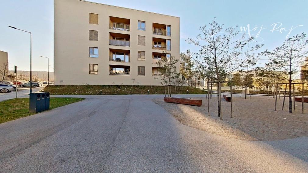 REZERVOVANÉ -✨ 2-IZB. BYT S LODŽIOU, V REZIDENCII BORY NOVÝ DVOR ✨