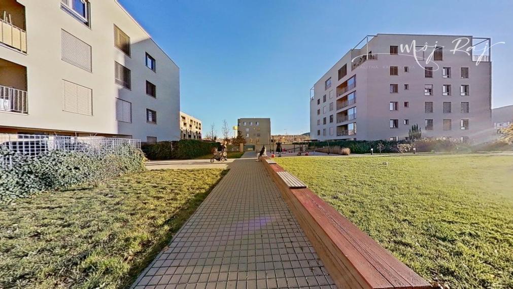 REZERVOVANÉ -✨ 2-IZB. BYT S LODŽIOU, V REZIDENCII BORY NOVÝ DVOR ✨