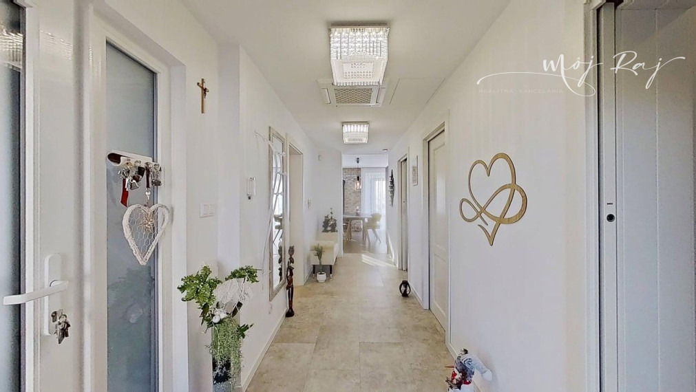 💎Nízkoenergetický 3-iz. RD s 8 árovým pozemkom