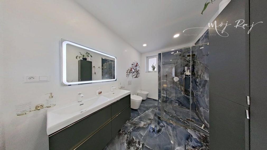 💎Nízkoenergetický 3-iz. RD s 8 árovým pozemkom