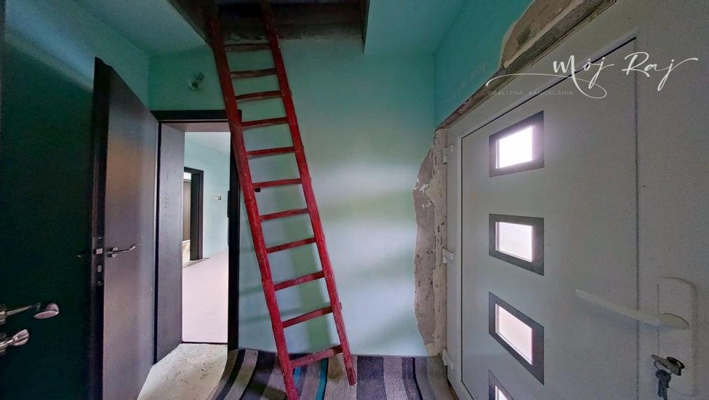 🏡 RD po čiastočnej rek. (10 min od Nových Zámkov)