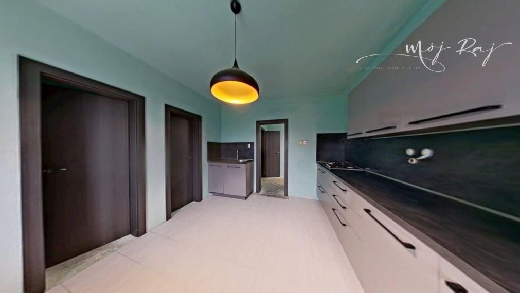 🏡 RD po čiastočnej rek. (10 min od Nových Zámkov)