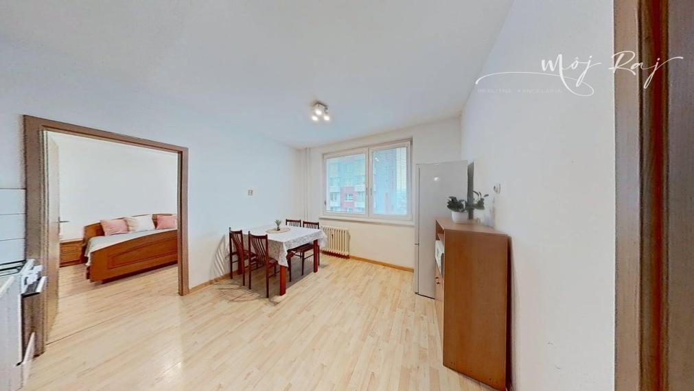 🏡 Veľký, svetlý 2-izbový byt s lodžiou a balkónom