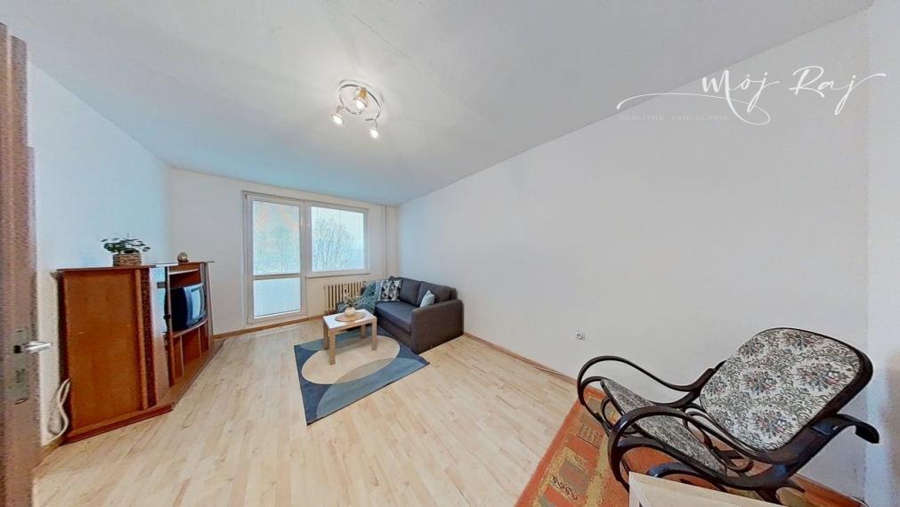 🏡 Veľký, svetlý 2-izbový byt s lodžiou a balkónom