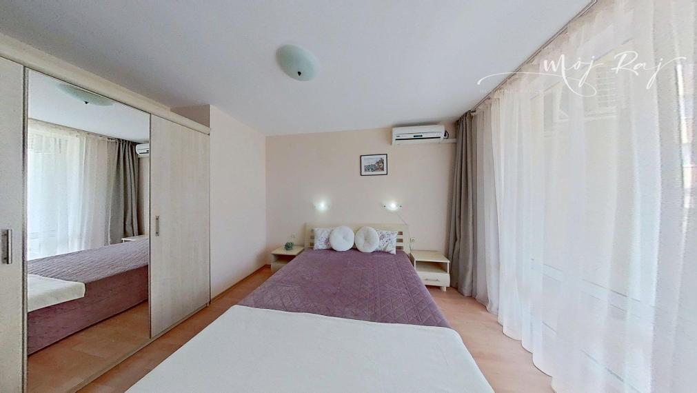 🏖️ 2-izb. apartmán s terasou – Crown Fort Club, Grand Resort, Sveti Vlas, Bulharsko