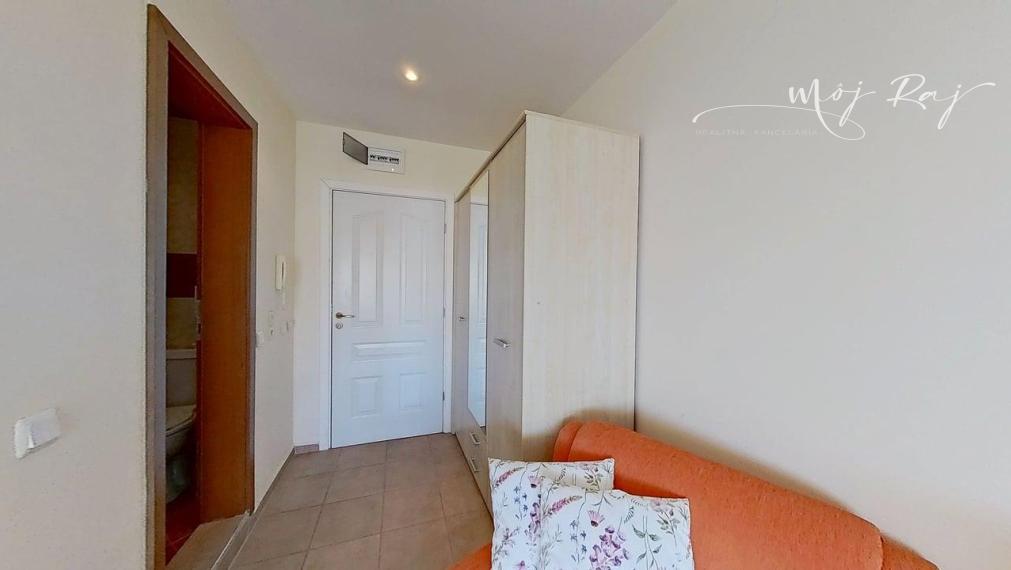 🏖️ Apartmán s terasou – Crown Fort Club, Grand Resort, Sveti Vlas, Bulharsko