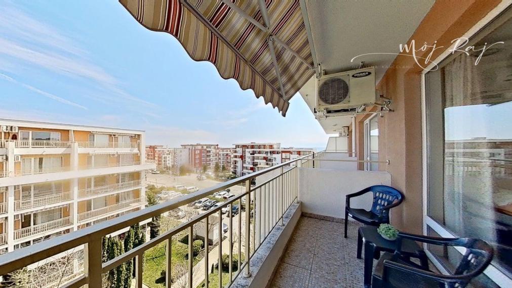 🏖️ Apartmán s terasou – Crown Fort Club, Grand Resort, Sveti Vlas, Bulharsko
