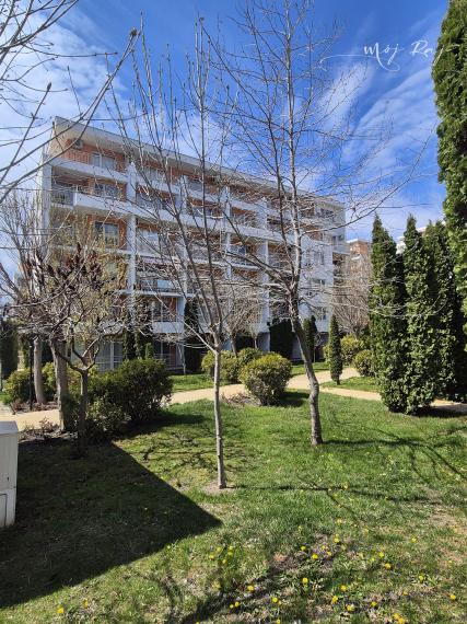 🏖️ Apartmán s terasou – Crown Fort Club, Grand Resort, Sveti Vlas, Bulharsko