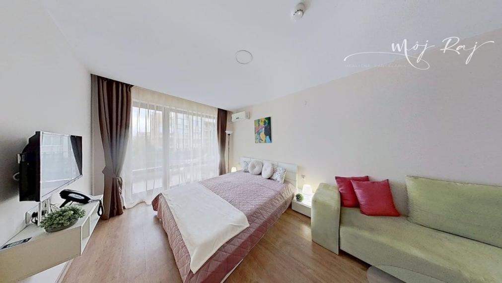 🏖️ Hotelový apartmán s balkónom – 4⭐ Premier Fort Beach, Sveti Vlas (budova B1)