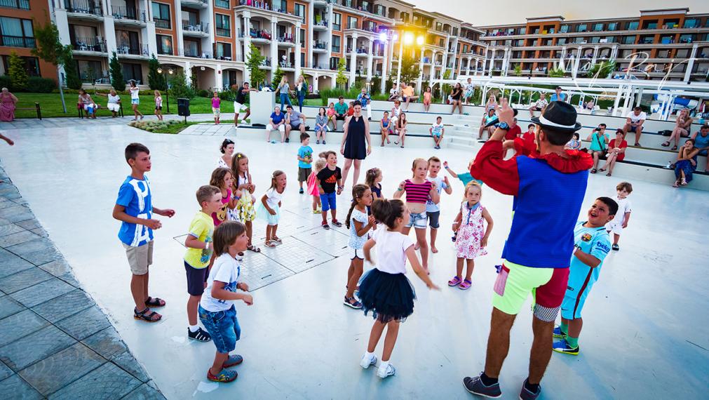 🏖️ Hotelový apartmán s balkónom – 4⭐ Premier Fort Beach, Sveti Vlas (budova B1)