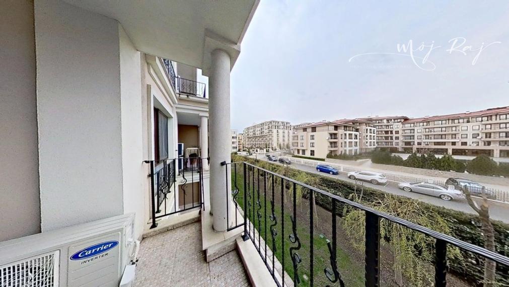 🏖️ Hotelový apartmán s balkónom – 4⭐ Premier Fort Beach, Sveti Vlas (budova B1)