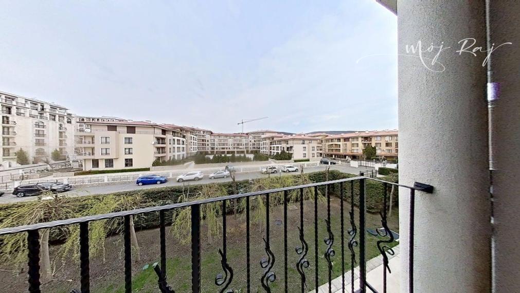 🏖️ Hotelový apartmán s balkónom – 4⭐ Premier Fort Beach, Sveti Vlas (budova B1)