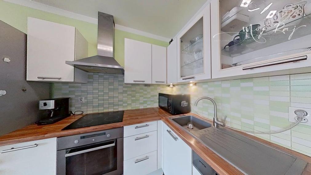 🏡 Veľký svetlý 3-izb. byt s 2 balkónmi a park. miestom