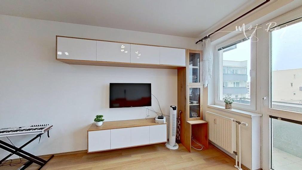 🏡 Veľký svetlý 3-izb. byt s 2 balkónmi a park. miestom