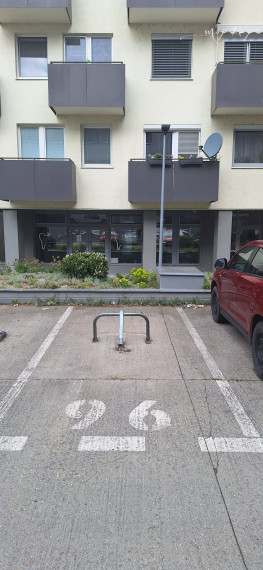 🏡 Veľký svetlý 3-izb. byt s 2 balkónmi a park. miestom