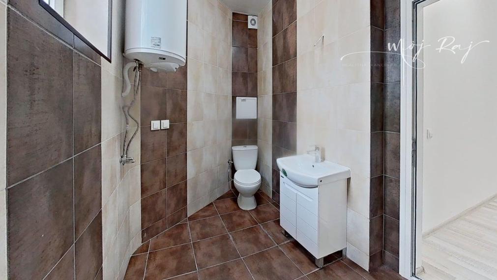 🌴 Moderný 2-izb. apartmán s terasou len 300 m od mora – Sveti Vlas