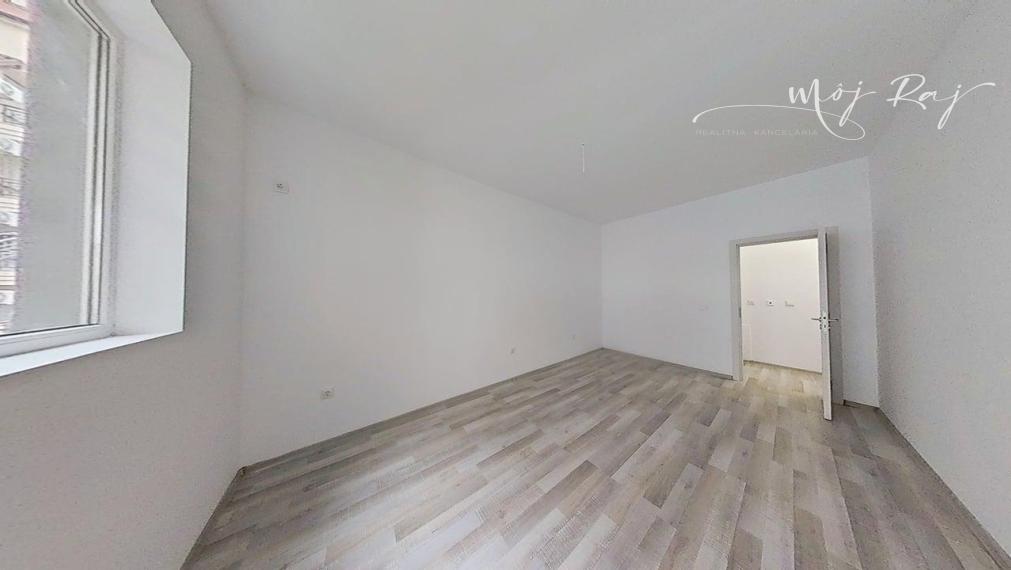 🌴 Moderný 2-izb. apartmán s terasou len 300 m od mora – Sveti Vlas