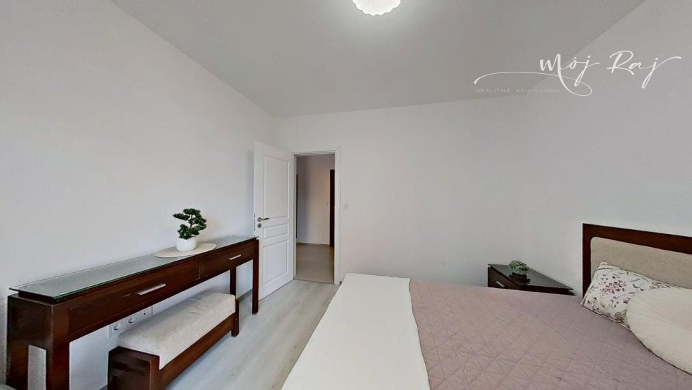 🌊 Elegantný 2-izb. apartmán priamo pri pláži – Ravda, Bulharsko