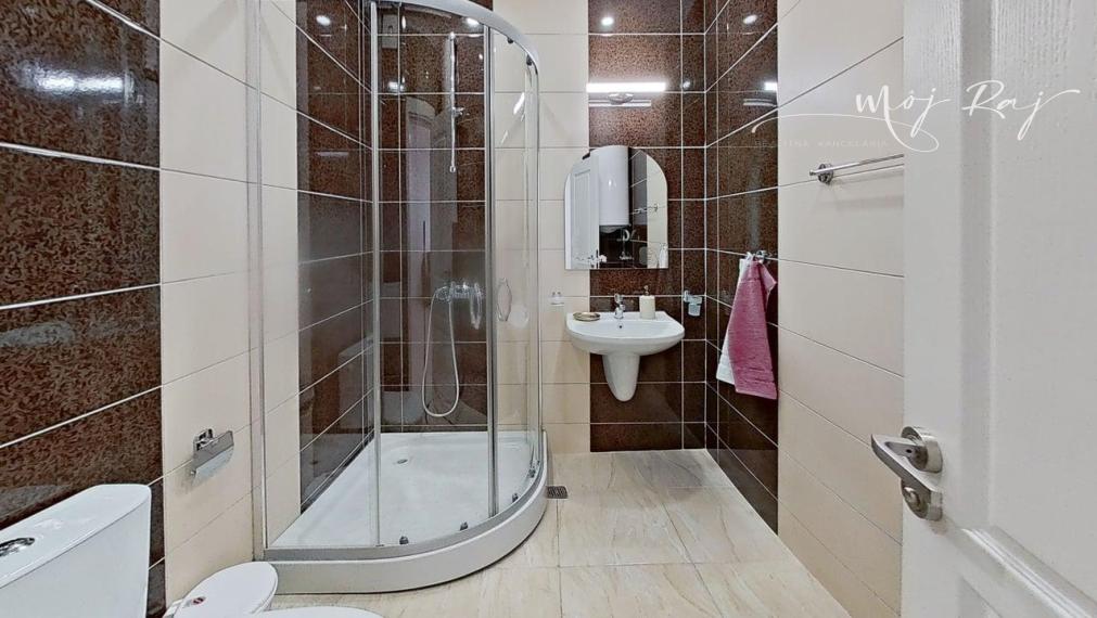 🌊 Elegantný 2-izb. apartmán priamo pri pláži – Ravda, Bulharsko