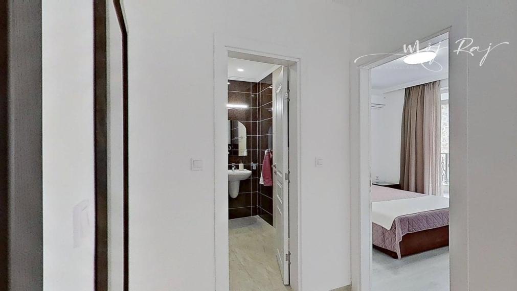 🌊 Elegantný 2-izb. apartmán priamo pri pláži – Ravda, Bulharsko