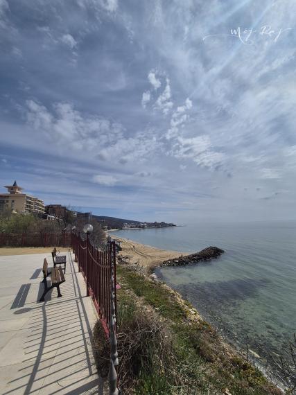 🏖️ Apartmán s terasou – Crown Fort Club, Grand Resort, Sveti Vlas, Bulharsko