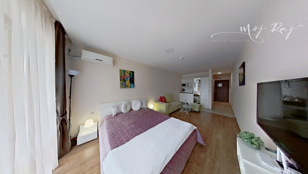 🏖️ Hotelový apartmán s balkónom – 4⭐ Premier Fort Beach, Sveti Vlas (budova B1)