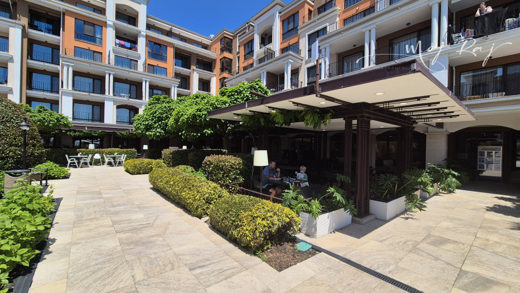 🏖️ Hotelový apartmán s balkónom – 4⭐ Premier Fort Beach, Sveti Vlas (budova B1)