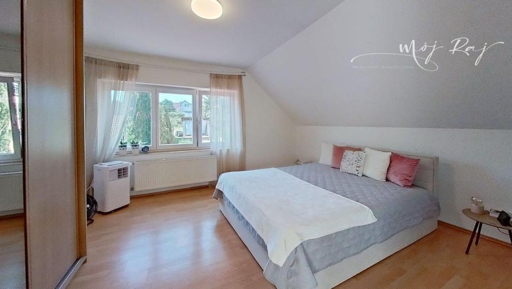 🏡 Na prenájom rodinný dom v centre Šenkvíc