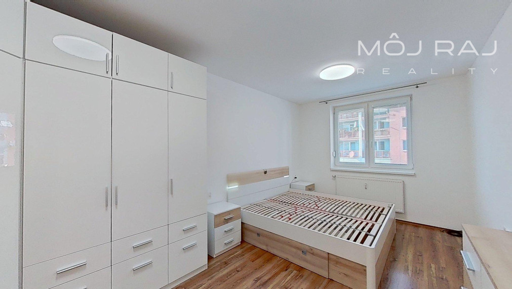 🏡2-IZB. BYT S BALKÓNOM A KLIMATIZÁCIOU | VELTLÍNSKA – MUŠKÁT