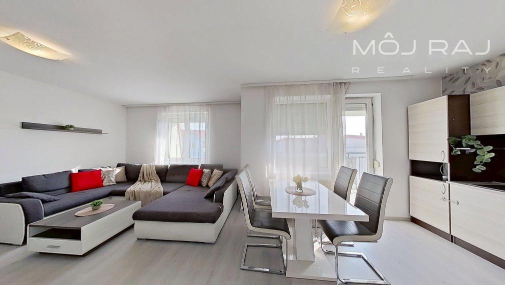 🏡 PRIESTRANNÝ 4-IZB. BYT S 2 LODŽIAMI NA MUŠKÁTE
