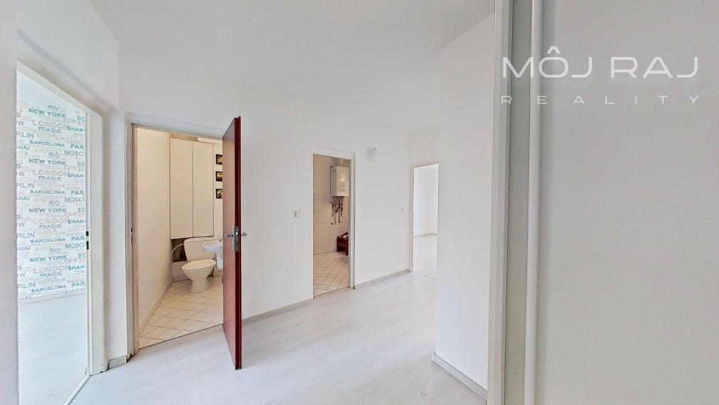 🏡 PRIESTRANNÝ 4-IZB. BYT S 2 LODŽIAMI NA MUŠKÁTE