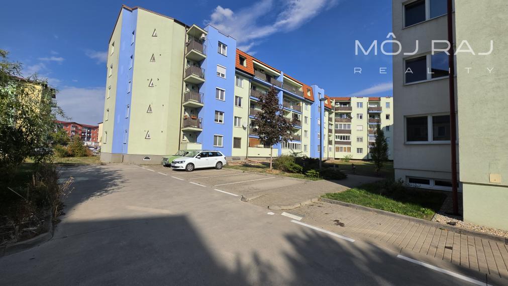 🏡 PRIESTRANNÝ 4-IZB. BYT S 2 LODŽIAMI NA MUŠKÁTE