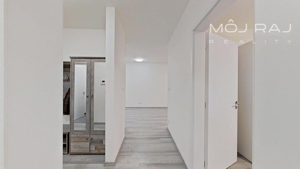 🏡 MODERNÝ 2-IZB. BYT S VEĽKOU LODŽIOU A PARKOVANÍM V GARÁŽI | BORY PROMENÁDA – BRATISLAVA