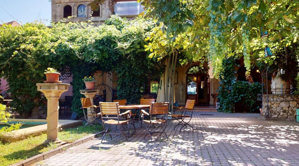 🏨 Na predaj: Reštaurácia, bowling & eventová oáza v srdci Komárna