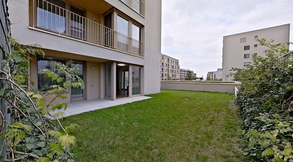 REZERVOVANÉ-✨ Štýlový 2-izbový byt so záhradou v top lokalite Bory Nový Dvor!