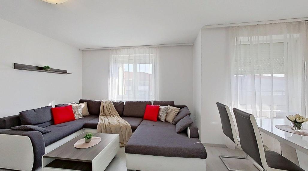 🏡 PRIESTRANNÝ 4-IZB. BYT S 2 LODŽIAMI NA MUŠKÁTE