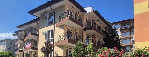 🌊 Elegantný 2-izb. apartmán priamo pri pláži – Ravda, Bulharsko