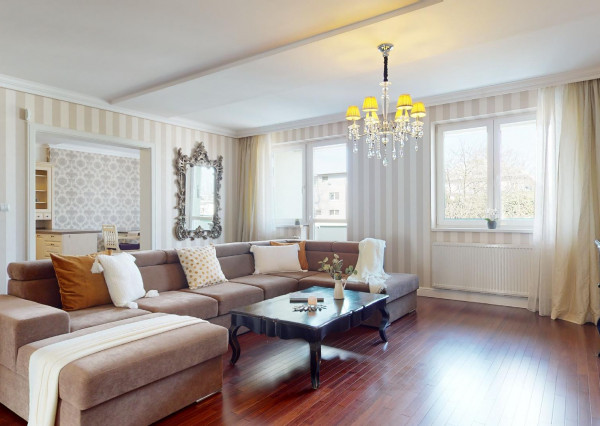 3 izb. v provensálskom štýle v 13 roč. stavbe s gar. státím a park. miestom a terasou a lodžiou